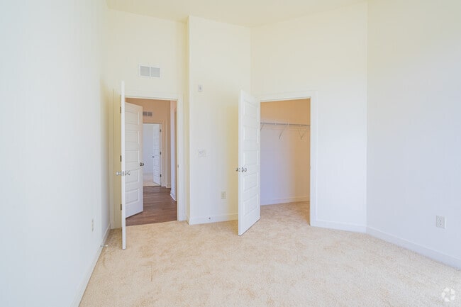 Bradford- 2BR, 2BA