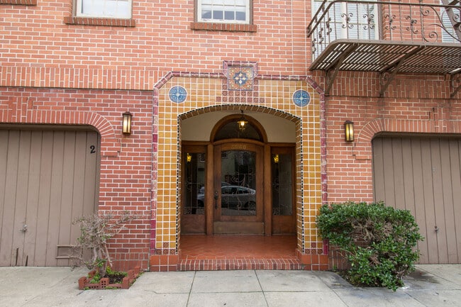 Photo - 3560 Divisadero