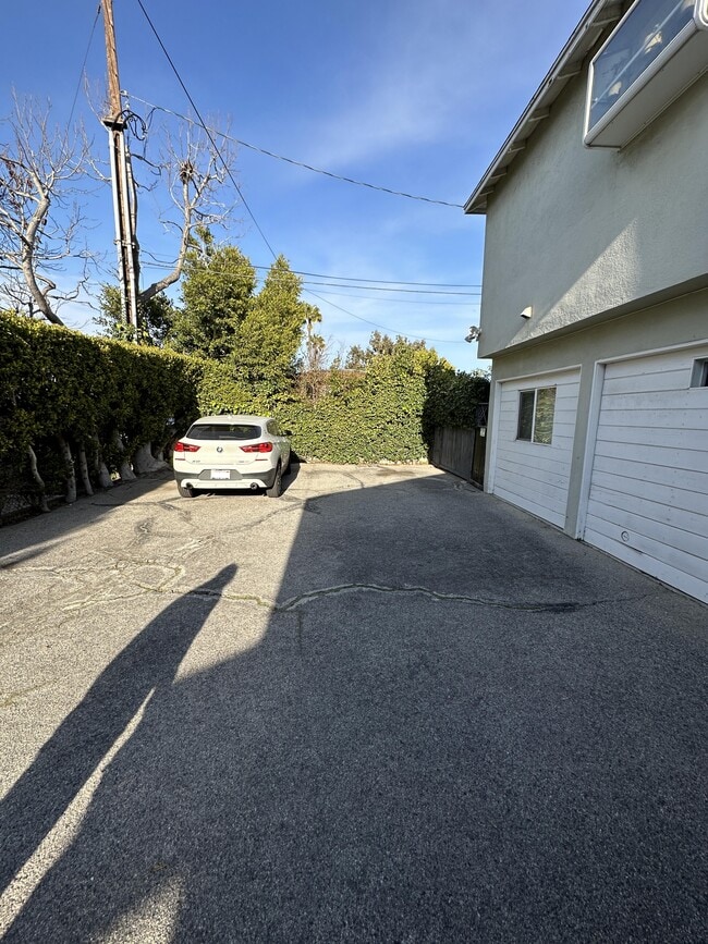 Photo - 2813 Highland Ave Unit A