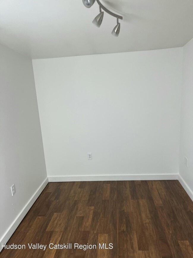 Photo - 48 Plattekill Dr