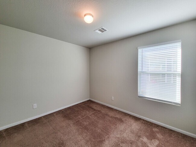 Photo - BEAUTIFUL NEW 3 BEDROOM 2 BATH HOME.  GREAT LOCATION CLOSE TO 45 AND BELTWAY 8