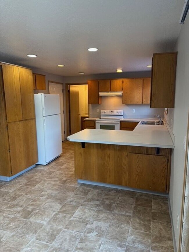 Photo - 1091000 Unidad Dickens