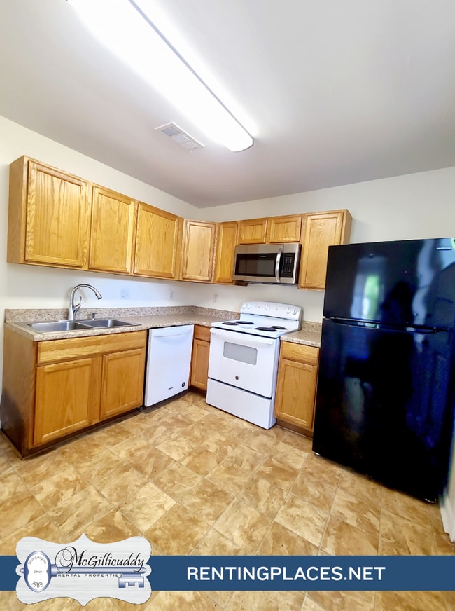 Photo - 1240 Holden Dr