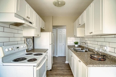 Building Photo - Silverbirch Apartments