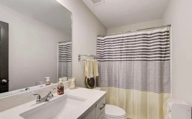 Photo - 254 Webster Lake Dr