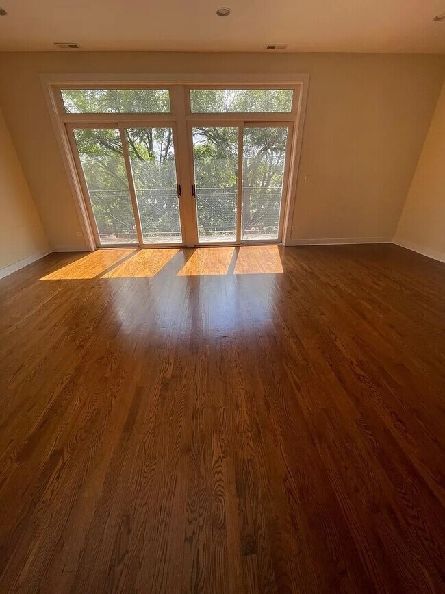 3128 W Walton St Unit 3