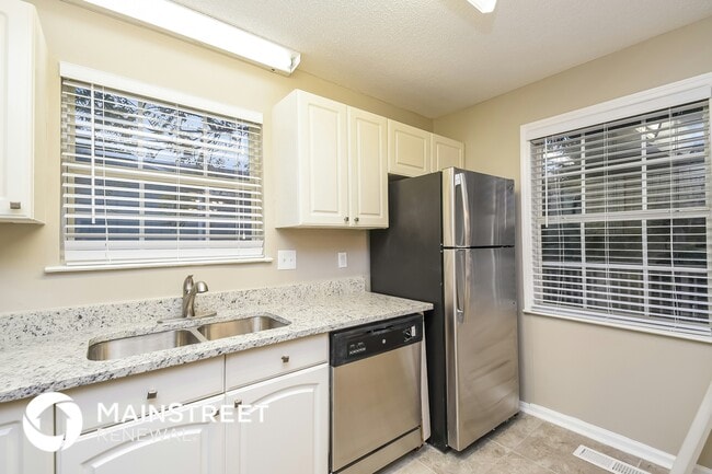Photo - 1817 Lyle Dr