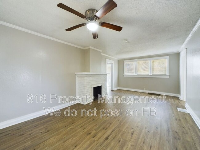 Photo - 6931 Agnes Ave