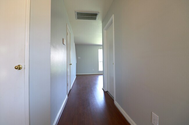 Photo - 1926 Wildwood Ridge Dr