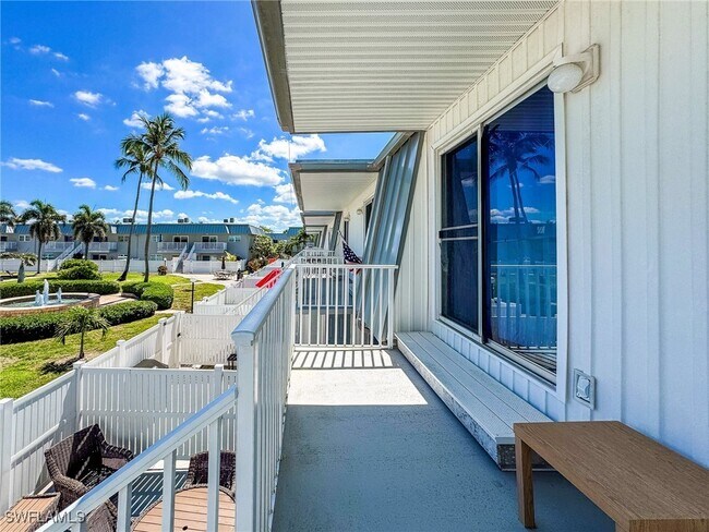 Photo - 6777 Winkler Rd