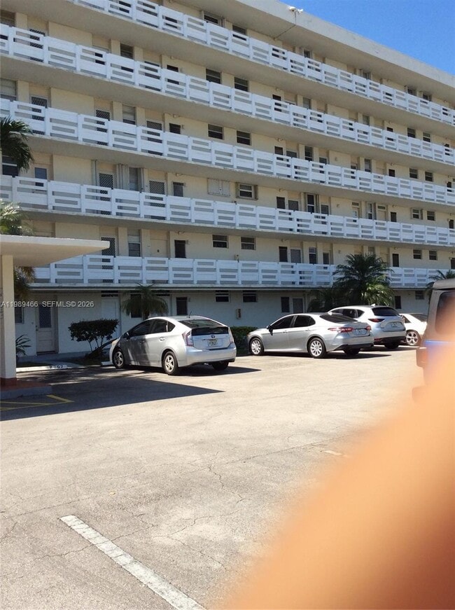 Building Photo - 3000 Marcos Dr Unit P312