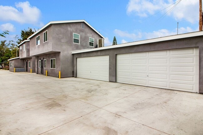 Photo - 1740-1742 Rose Ave Triplex Unit 1742   A