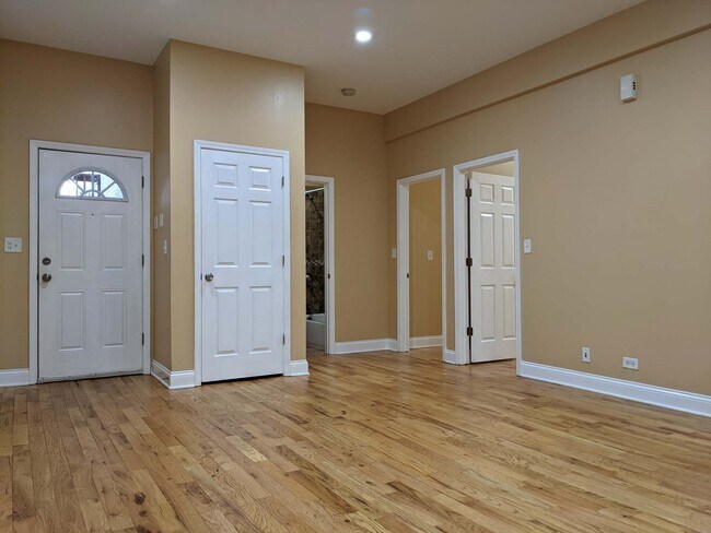 Photo - 712 S Aberdeen St