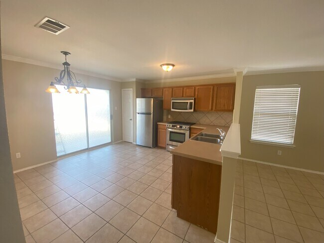 Photo - 347 Old W Trail