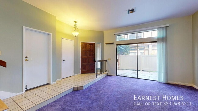 Photo - 22525 Sherman Way