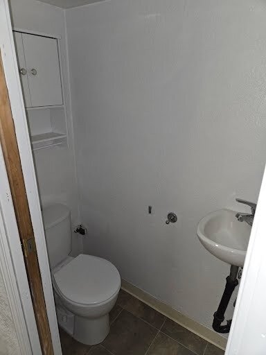 7945 Rogue River Hwy Unidad Studio