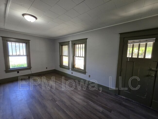 Photo - 1125 Ackermant St