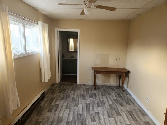 Photo - 600 W Station St Unit 600