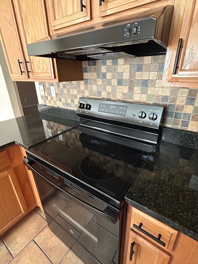 Photo - La Jolla Place Apartments