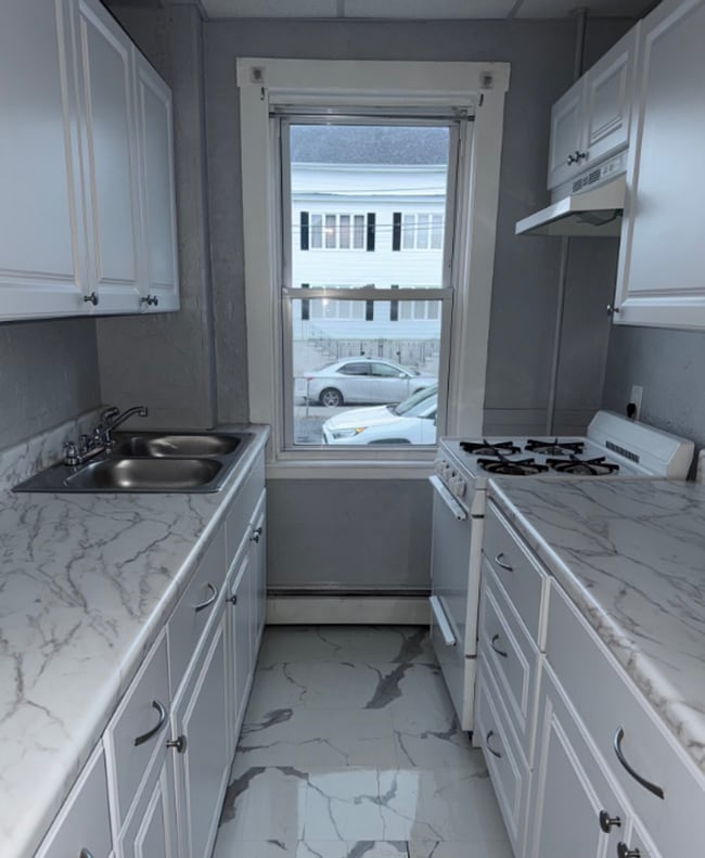 Photo - 1879 N Main St Unit 1S