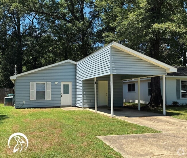 Building Photo - 3 bed 1 bath Home in Monroe, LA | Pelican ...
