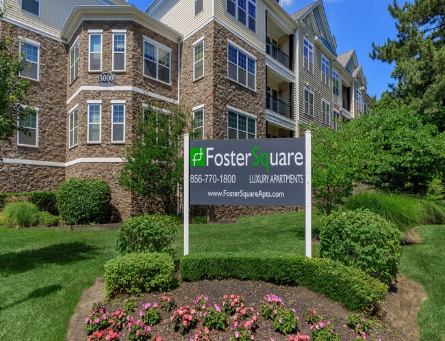 0o7a7084 - Foster Square Apartments