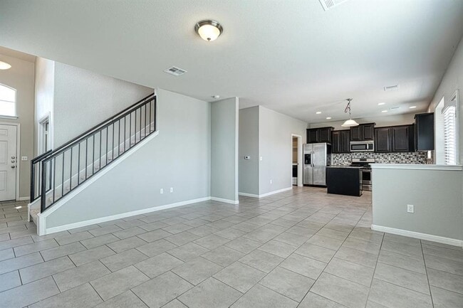 100 Northern Flicker St