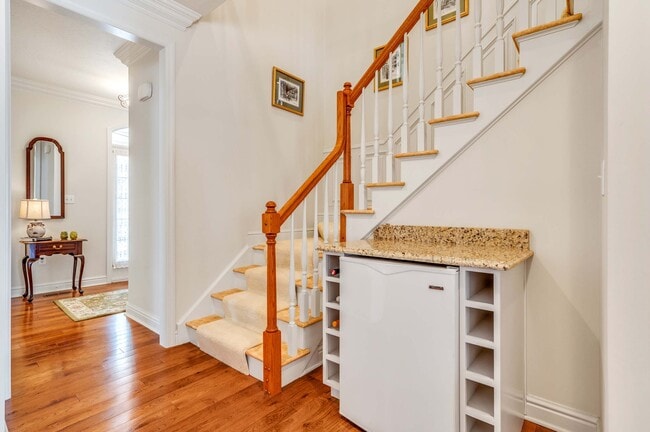 Photo - 89 shenot rd