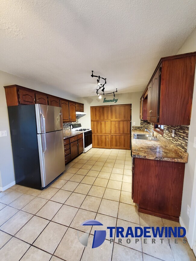 Photo - 4470 Denbigh Rd