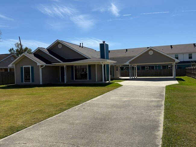 Photo - 16 Cypress Dr