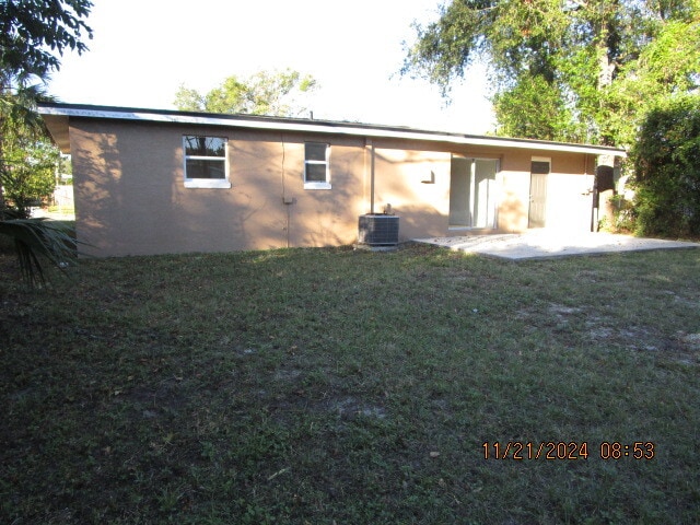 Photo - 933 Lewis Dr