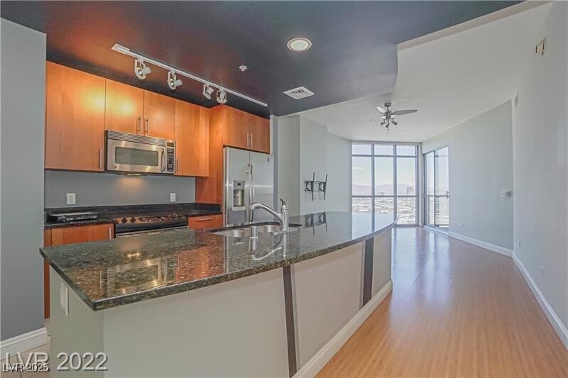 Photo - 200 W Sahara Ave Apartamento Unidad 2410