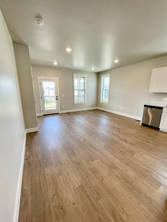 Photo - 6129 Elysian Rd