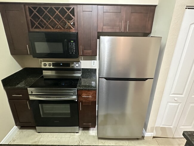 Photo - 2850 N Oakland Forest Dr