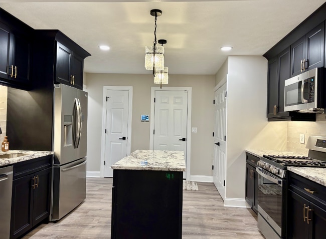 Photo - 1149 Old Farm Rd