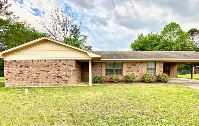 Photo - 3 Bedroom 2 Bath House