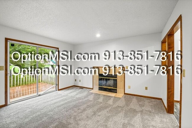 Photo - Spacious townhouse