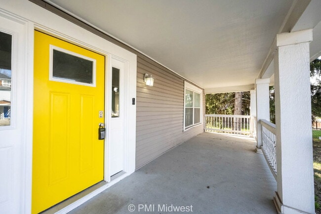 Photo - 3117 N Park Ave