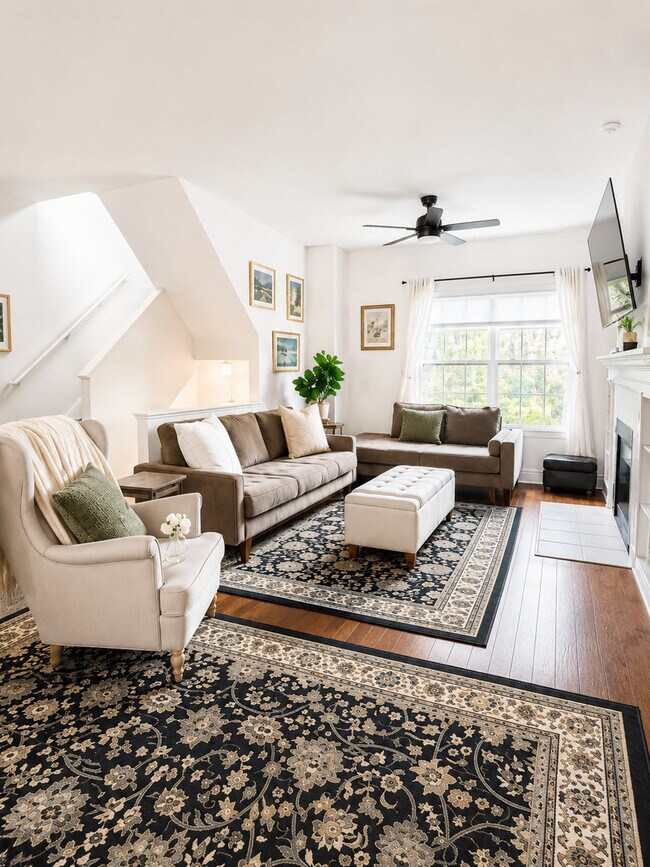 Photo - 120 Lakeshore Dr