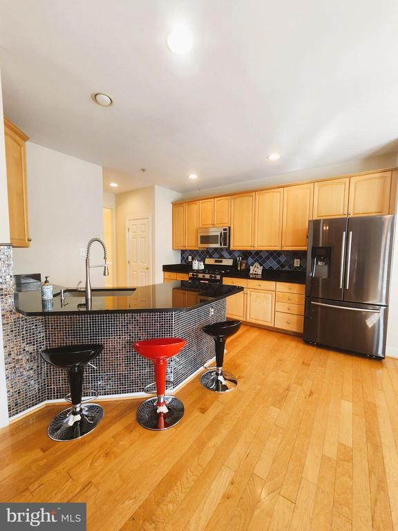Photo - 917 Crestfield Dr