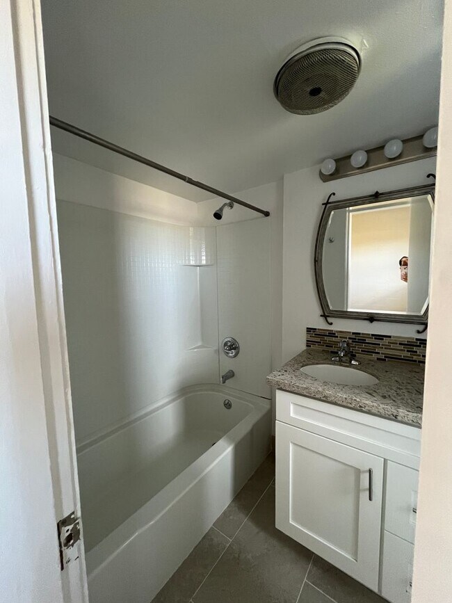 Photo - 175 Johnston Dr B Unit 175 Johnston Dr B