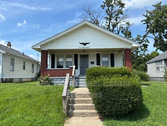 Photo - 708 Webster Ave
