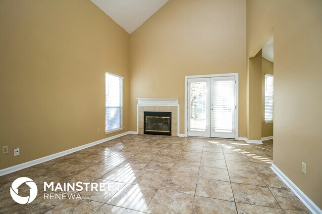 Photo - 2723 Riverbend Dr