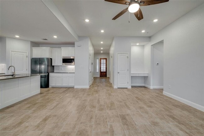 Photo - 132 Kahalulu Dr