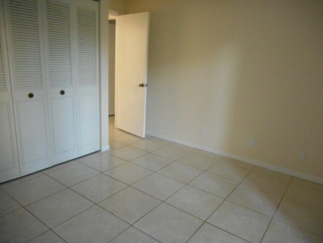 Photo - 202 Foxtail Dr Unit F1