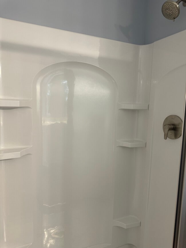 Photo - 4061 Main St