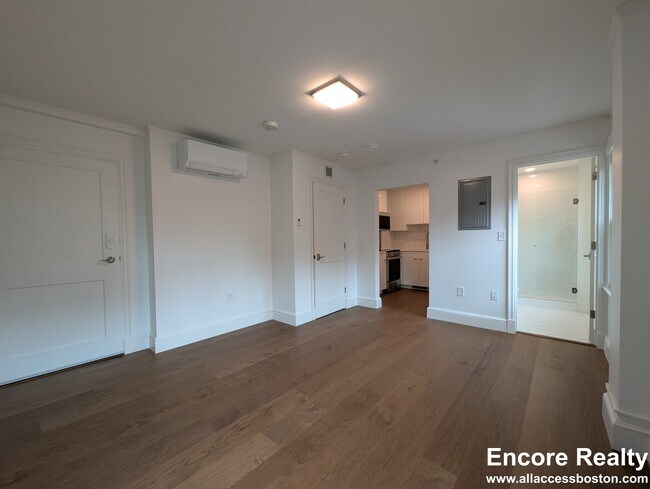 Photo - 1200 Massachusetts Ave Unidad 116