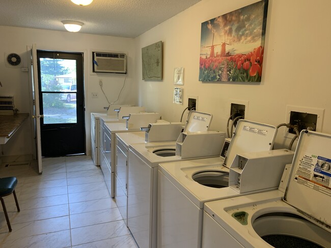 Prairie Meadows Apartments