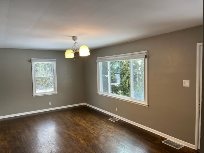 Photo - 6602 Michigan Rd