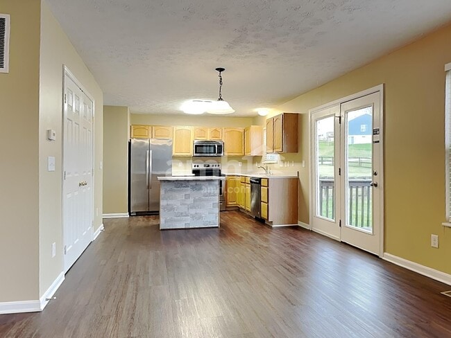 Photo - 7628 Falls Creek Way